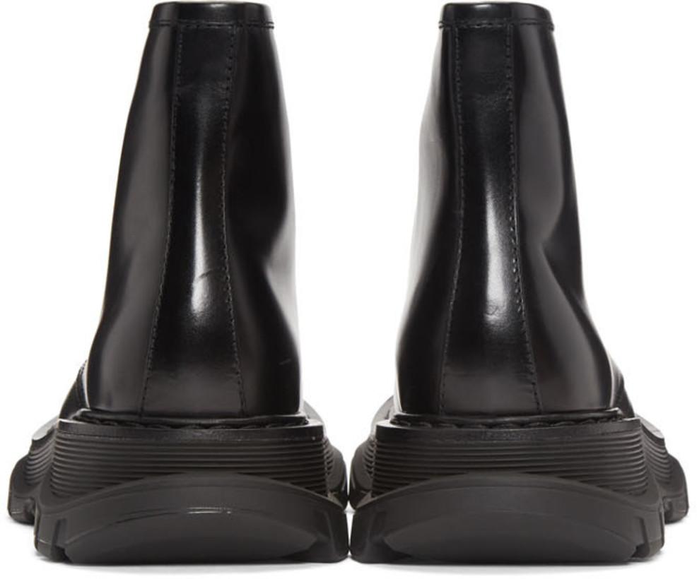 Alexander McQueen Tread Lace-Up Boots 'Black'